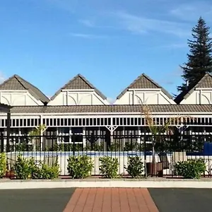 Lake Rotorua Hotel 4* Роторуа
